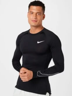 Nike Functionele Shirts Regular Fit Functioneel Shirt Heren Zwart -Sportieve Kleding f82d9fea0ce5a753276c0d5dec1af558